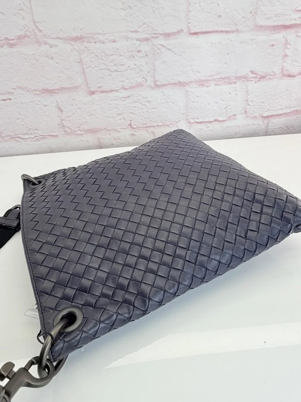 Bottega Veneta Nappa Unisex Flat Intrecciato Woven Leather Crossbody Bag